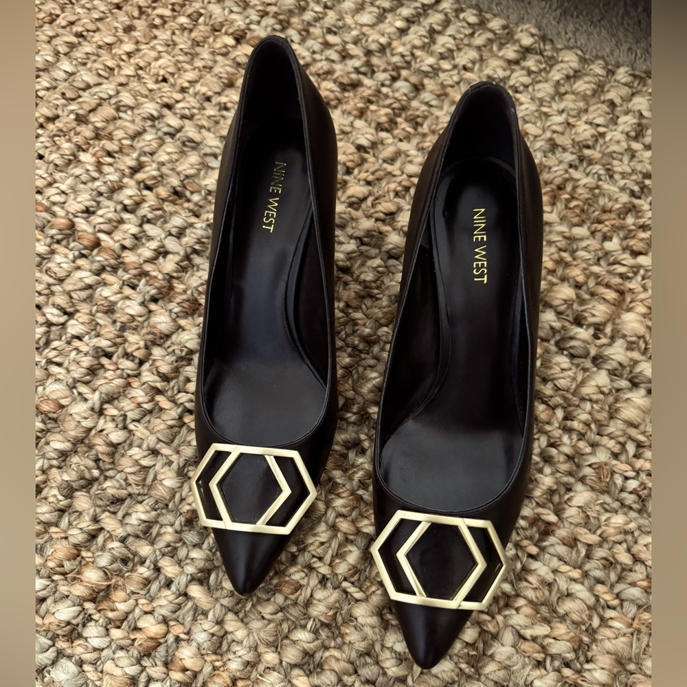 Nine West Brown and Gold Heels with Geometric Design